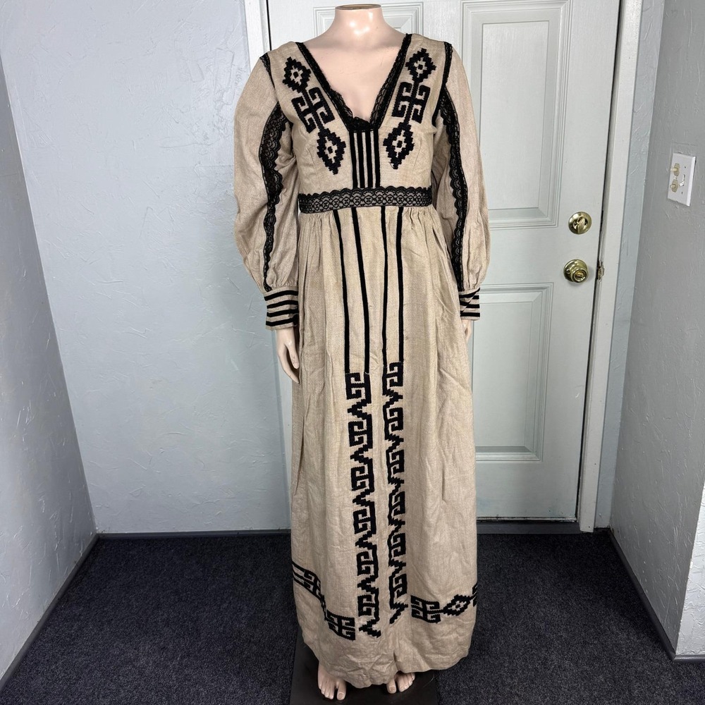 Vintage 70s Georgia Charuhas Women's Dress Prairie Cotton Embroidered Maxi B3-26